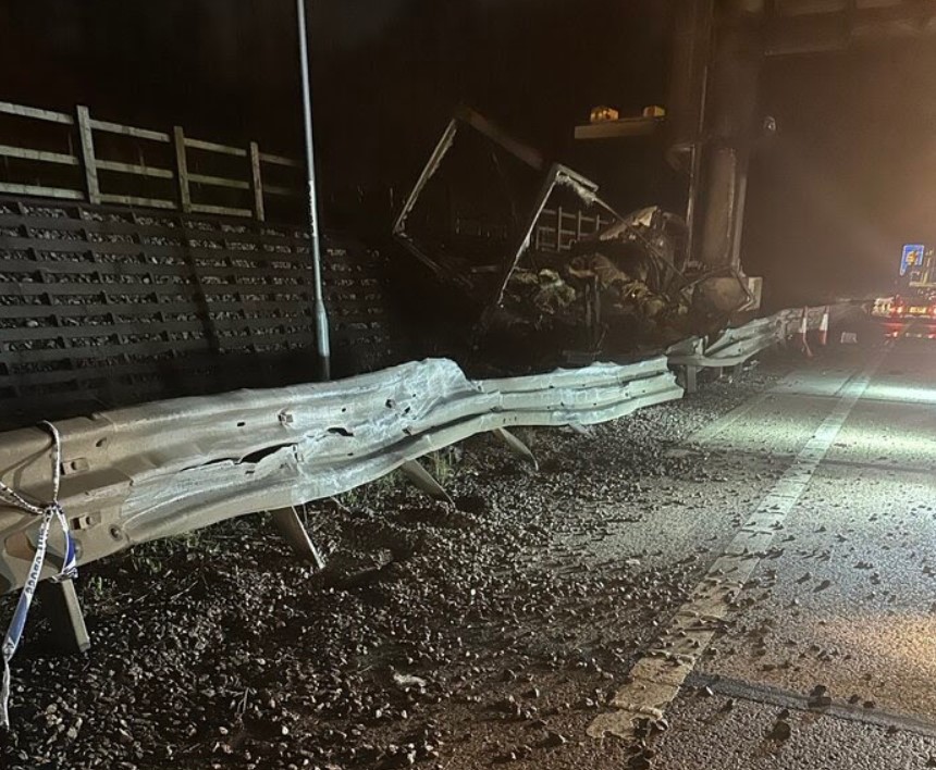 M27 Pictures of damaged gantry and burnt out lorry amid assessments