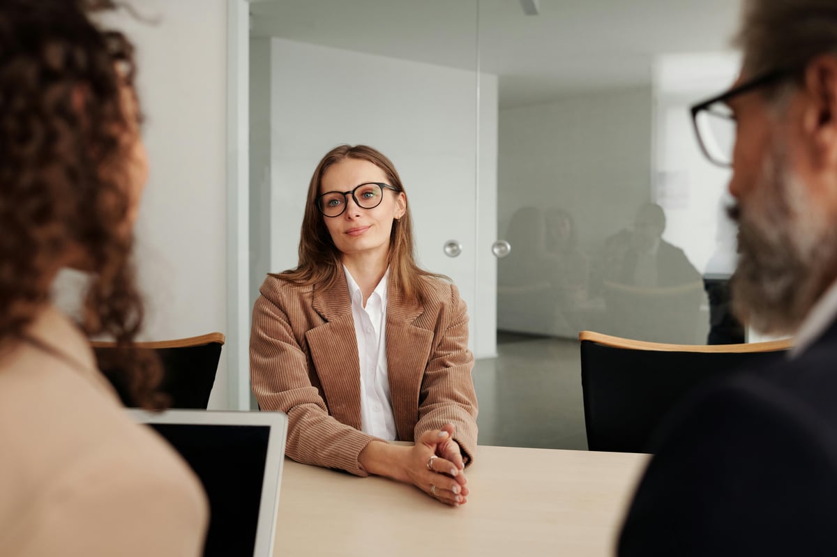 What to wear to a job interview: experts give their best tips on good outfits, presentation, clothes, and more