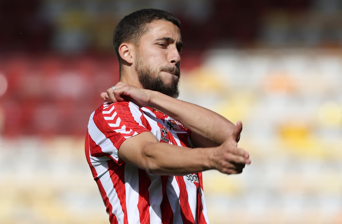 Portsmouth attacker move hits stumbling block with Sunderland deal agreed